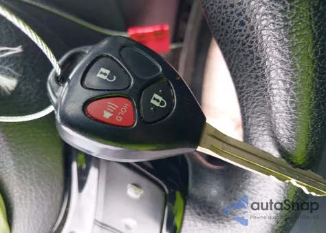 2018 Toyota Yaris Le из США, поврежденный, VIN VNKKTUD3XJA098565